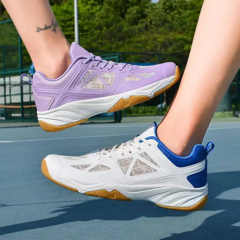Unisex badminton shoes Comfortable, versatile and durable trainers Mesh upper enhances breathability Sports training shoes