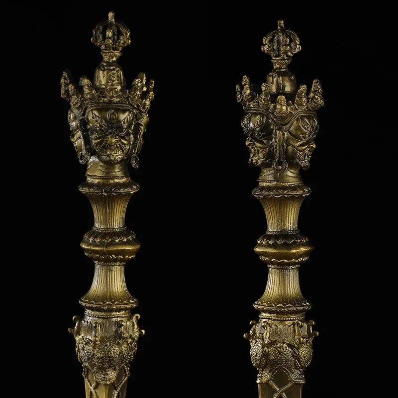 Extra-large copper alloy , a three-sided Vajra Staff used in Vajrayana Buddhism, a ritual object for warding off evil