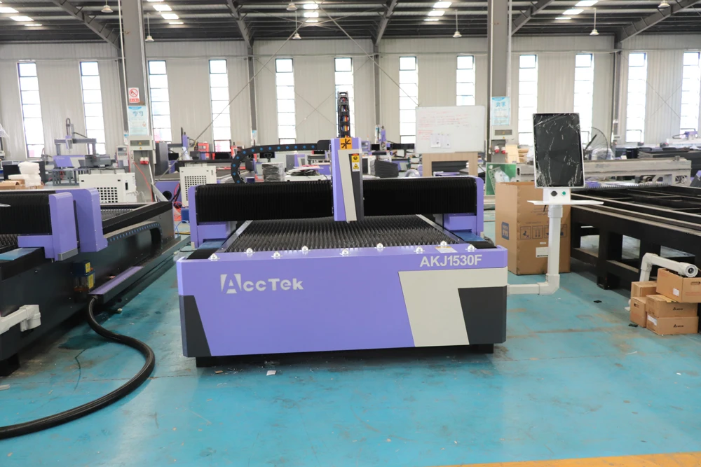 Machine de découpe Laser à Fiber CNC pour tôle avec Table de Type ouvert pour tôle d'acier inoxydable/acier au carbone/aluminium/cuivre/laiton