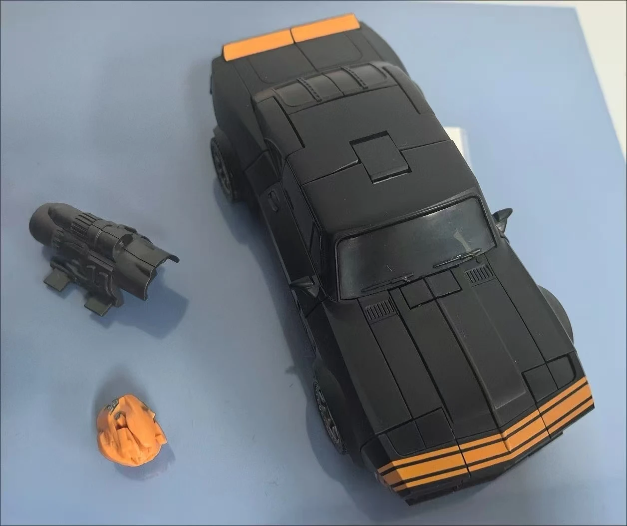 NEW in Stock BAIWEI Transforming Toy TW1038 DARK Hidden Bee Movie 4 Car Robot Toy Model TW1038 Action Figures Gift with Box