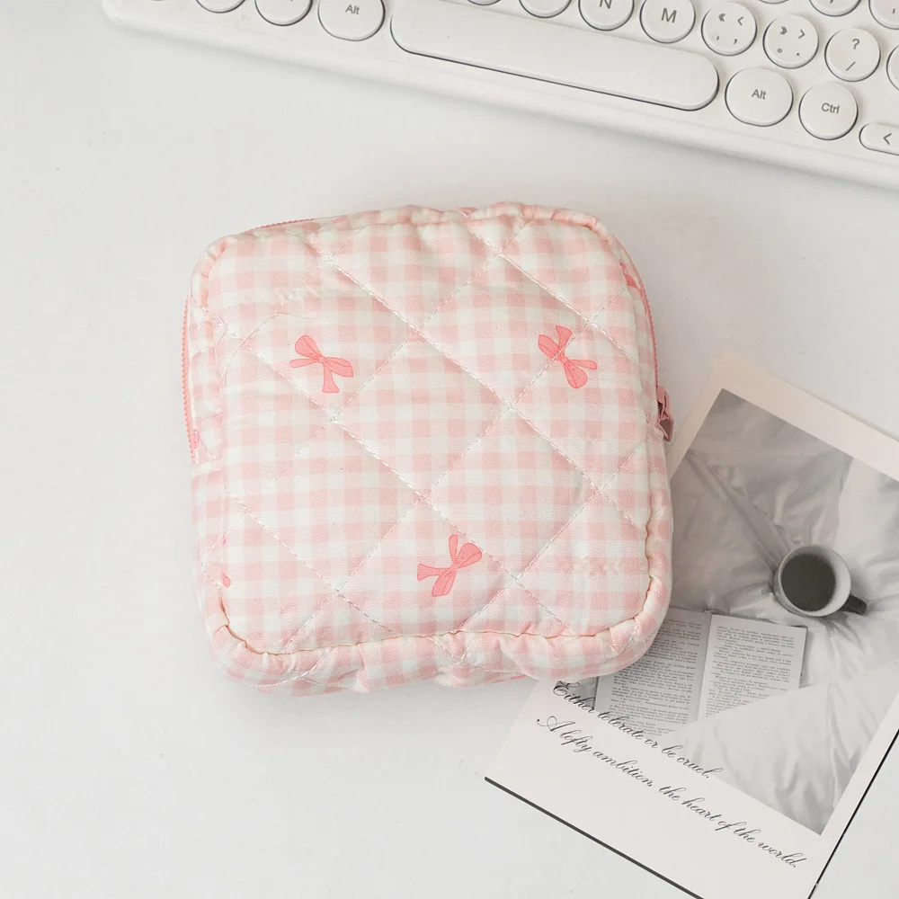 Aufbewahrungstasche für Damenbinden mit Herzmuster, weibliche Periodenbeutel, tragbare Tampon-Organizer-Tasche, Mini-Aufbewahrungstasche für Make-up-Lippenstift – Detail 7