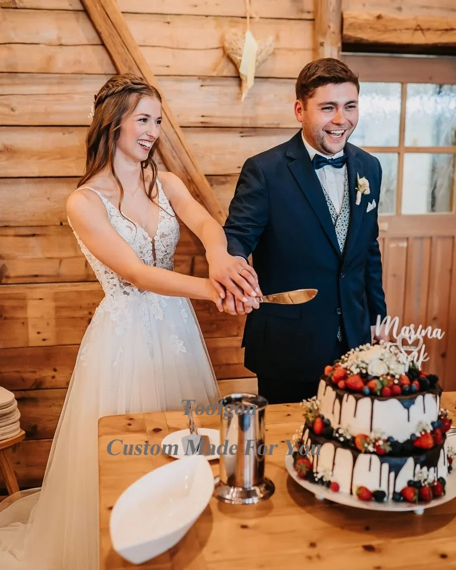 Toofgon-Robes de mariée en dentelle avec appliques simples, bretelles spaghetti Boho, robes de mariée princesse de campagne, patients latéraux fendus, quoi que ce soit