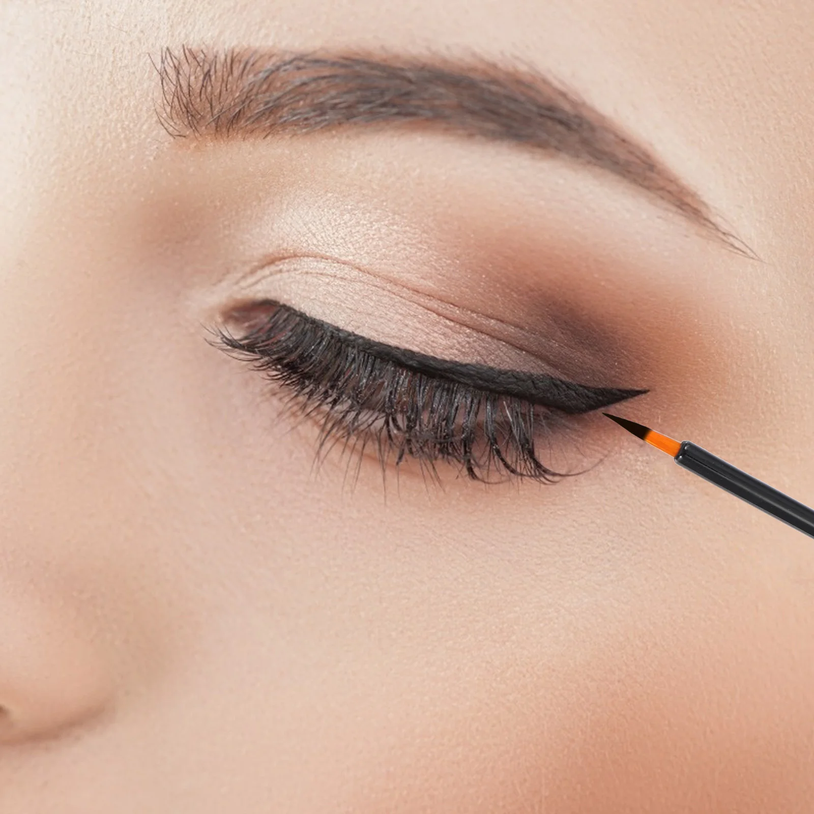 100 個アイライナーブラシ人工繊維杖黒ハンドル軽量ポータブルメイクアップツール液体アイライナーリップライナー