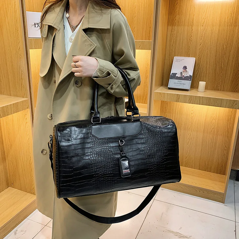 High Quality PU Crocodile Print Leather Travel Handbag For Women Large Capacity Black Female Sport Duffle  Weeken Travel Totes