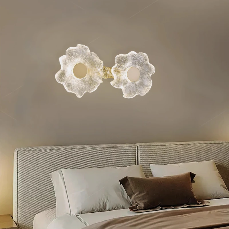 French Style Wall Lamps Romantic Flower Design LED Wall Light Parlor Bedroom Bedside Table Study Restaurant Cafe Home Decor Lamp