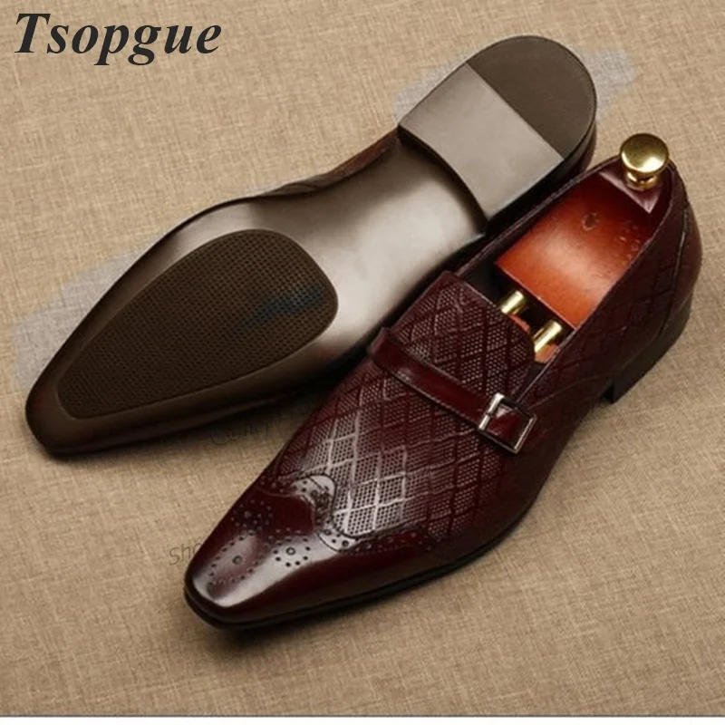 Burgundy Leather Carve Buckle Strap Decor Men Shoes Men's Dress Pumps Slip-On Runway Casual Party Shoes 2023 Zapatillas Mujer