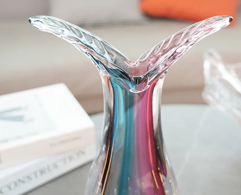 Elegant Whale Design Color Glazed Glass Vase Home Hotel Coffee House Art Item Decoration For Wedding Pink