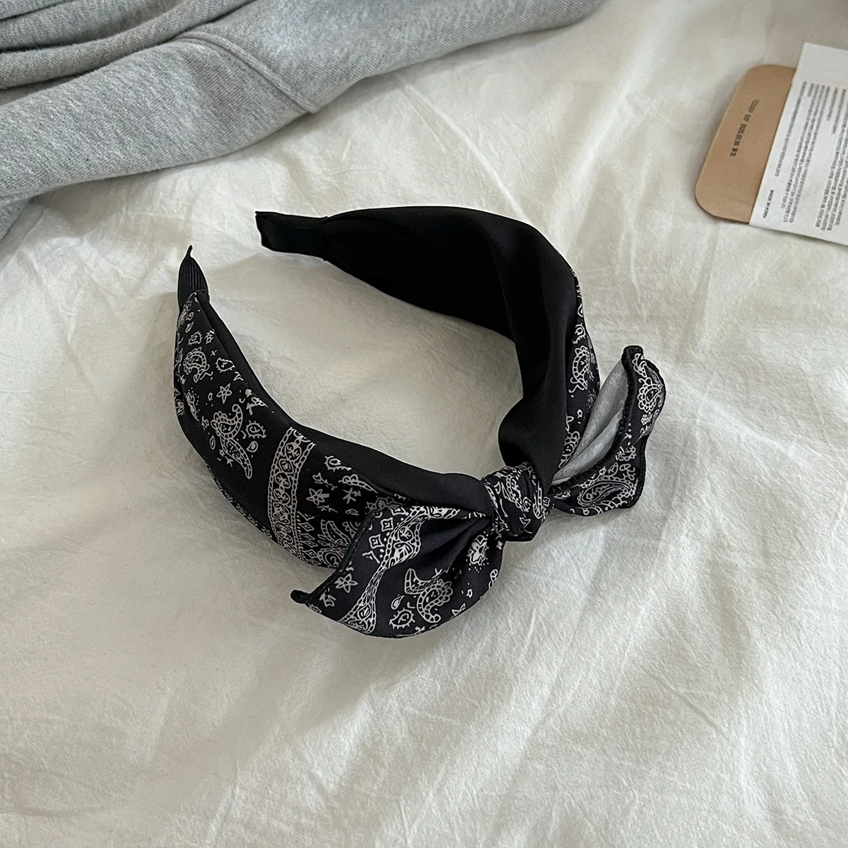 عصابة رأس مخططة باللون الأزرق للنساء، ربطة شعر عصرية غير قابلة للانزلاق لملحقات تصفيف الشعر الرقيق