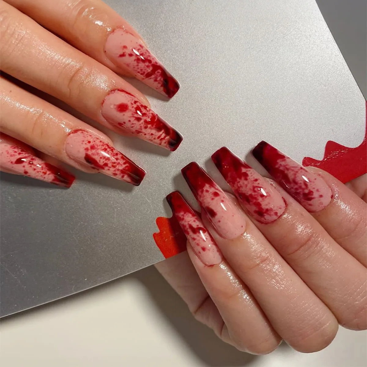 24pcs Nude Base Red Blood Splatter Press On Nails Gradient Blood Stain Fake Nail Long Ladder Full Coverage Nail Tips for Women