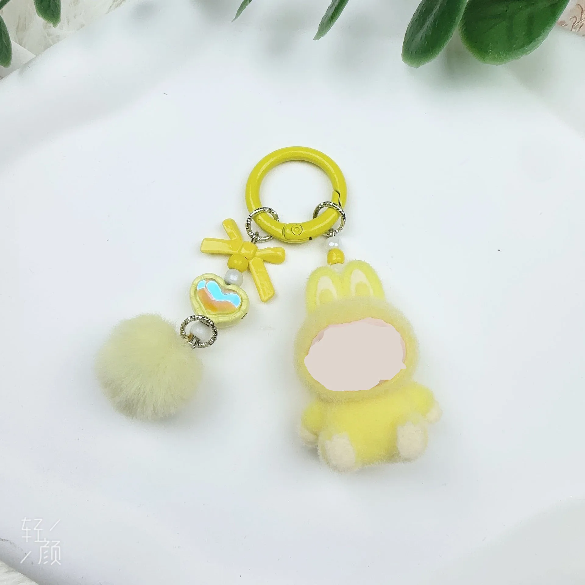 1PCSNew سلسلة المفاتيح الصغيرة الكرتون الإبداعية ثلاثية الأبعاد دمية الطلاب المدرسية قلادة سيارة مفتاح سلسلة النساء الرجال يعرض 2025