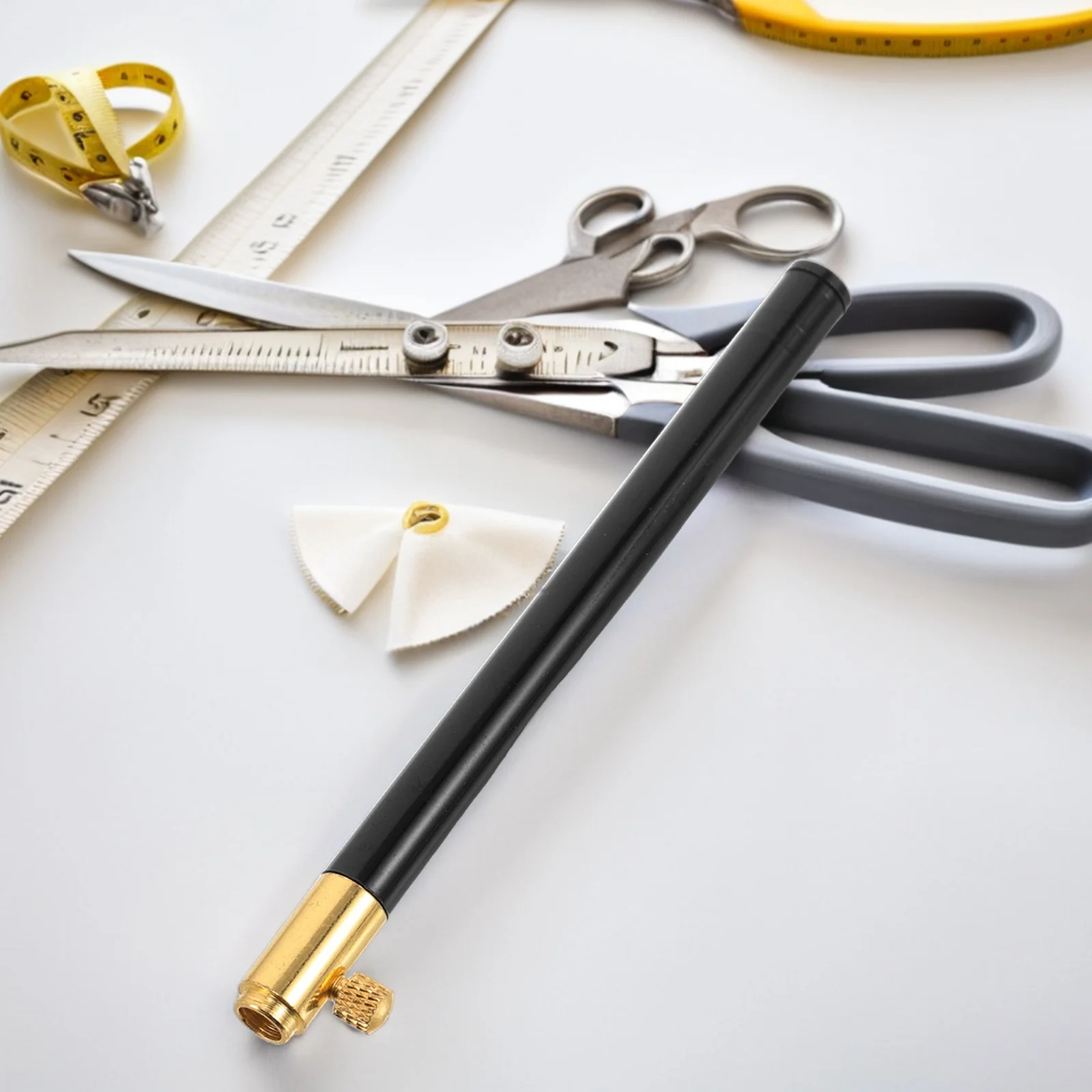 

1Set Punch Needle Multi Function Embroidery Tool DIY Supplies Sharp Tips Replaceable Heads Portable Pen for Beginner Stitching