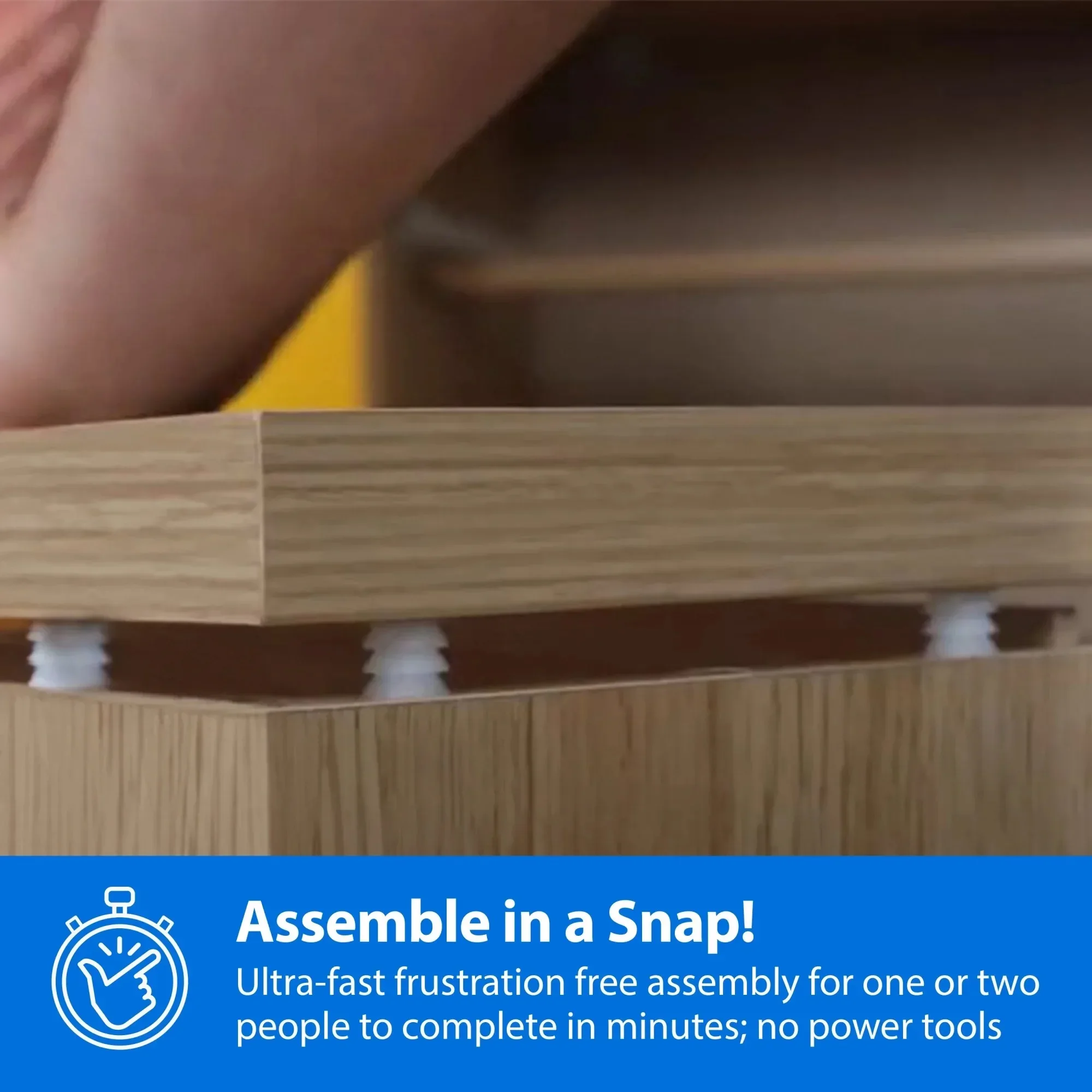 منضدة ذات رف مفتوح باللون الأسود، طاولة بجانب السرير بسيطة مع مساحة تخزين لغرفة النوم والمساحات الصغيرة والديكور الحديث، سهلة التجميع