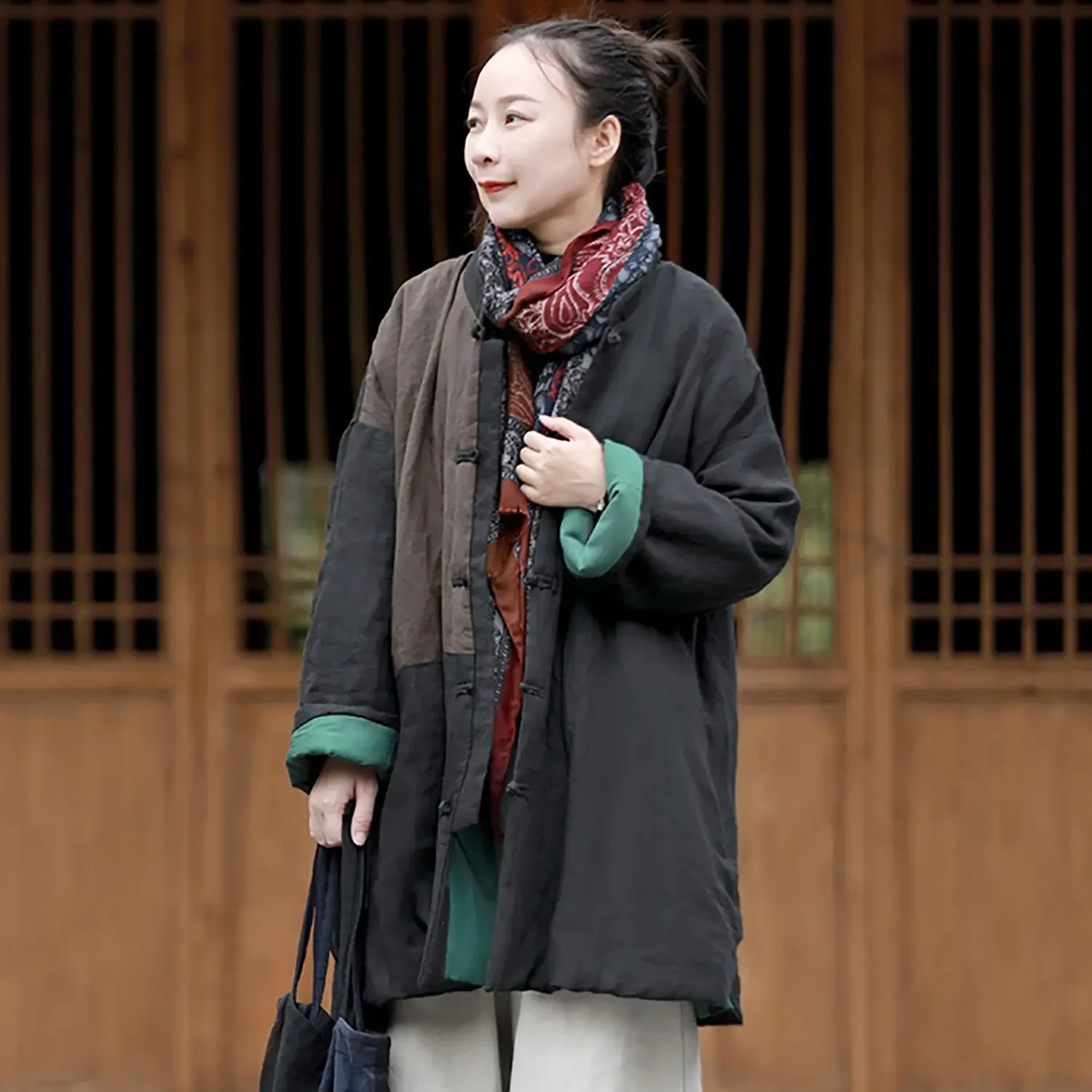 

LZJN Women's Retro and New Chinese Style Thickened Mid-length Linen Cotton-Padded Coat with Patchwork, Plus-size Jacket.