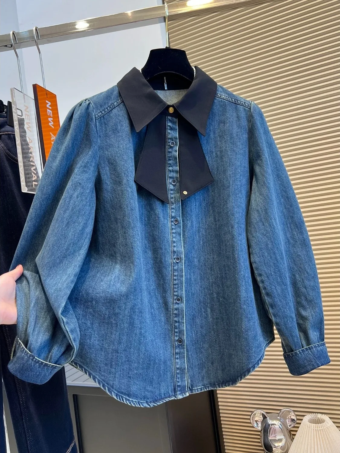 Anti-âge noeud ample Denim irt femmes printemps 2026 nouveau décontracté polyvalent Long col Sve boutonné manteau