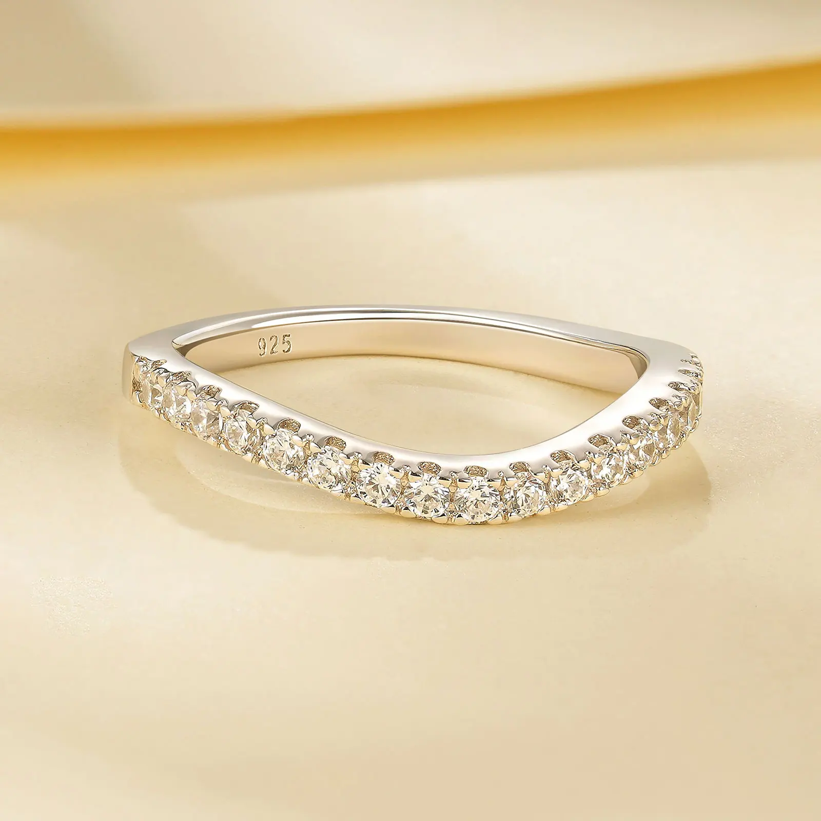 Newshe 925 Sterling Silver Stackable Wedding Band for Women Eternity Rings Curve Wave Design AAAAA Cubic Zircon Jewelry Ring