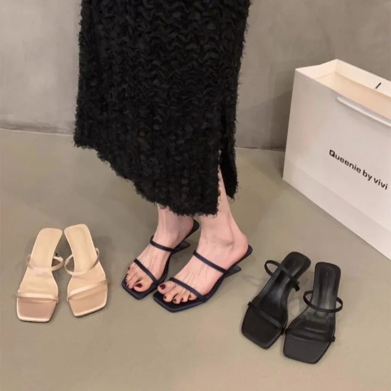 Summer New Women\'s Slippers  Square Toe Grace Narrow Band Solid Casual Sandals  Waterproof Block High Ladies  Shoes