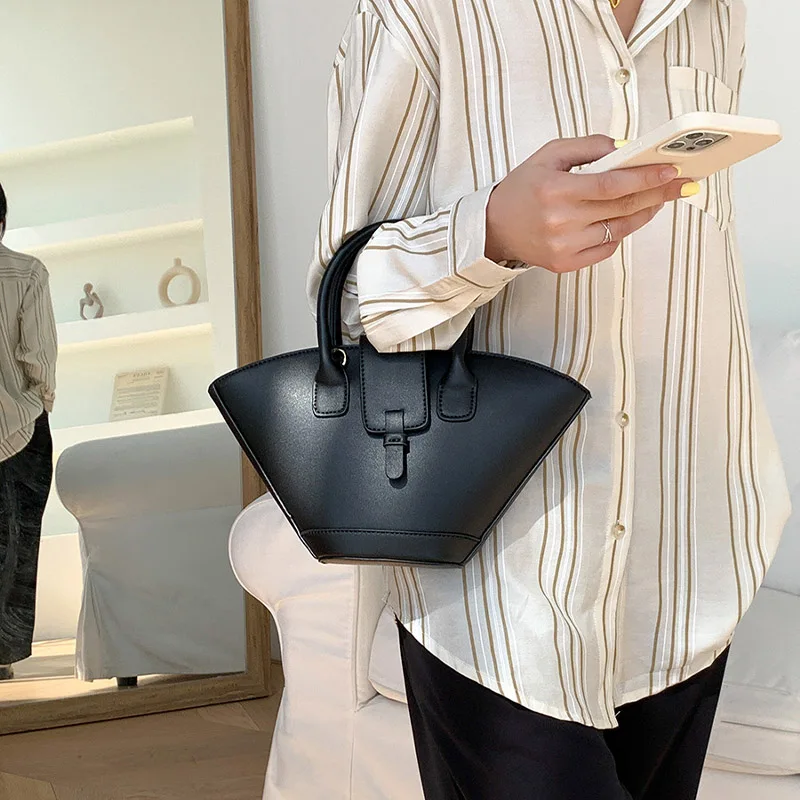 

Женская модная новая сумка из искусственной кожи в виде ракушки, роскошная дизайнерская ручная сумка в стиле ретро, корейская трапециевидная сумка на плечо с зубцами