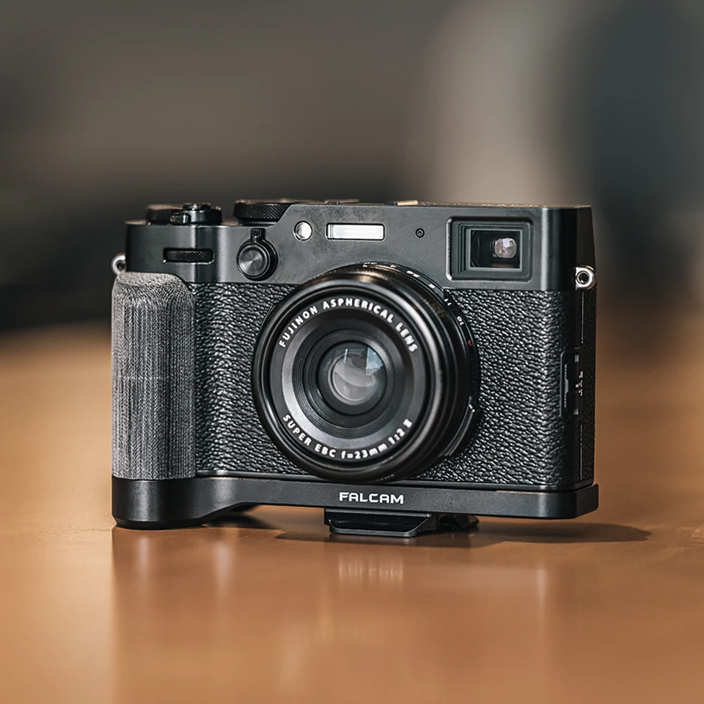 ​Ulanzi FALCAM F22&F38 L-Shape Handle For FUJIFILM X100VI