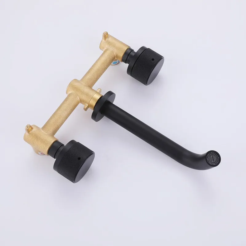 Imagem -03 - Solid Brass Double Handle Três Furos Parede Torneira Bacia do Banheiro Hot Cold Mixer Tap Black Basin Tap Roda Recartilhado Tap