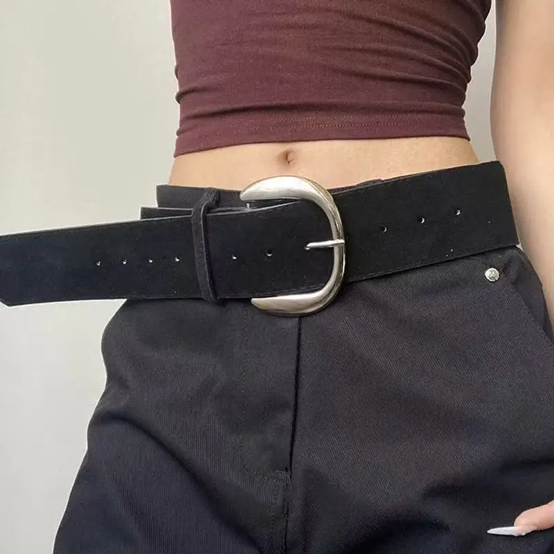 Damen Wildleder-Breitgürtel im minimalistischen amerikanischen Vintage-Stil 2026 – Taillenformer für Modeaccessoires – Detail 1