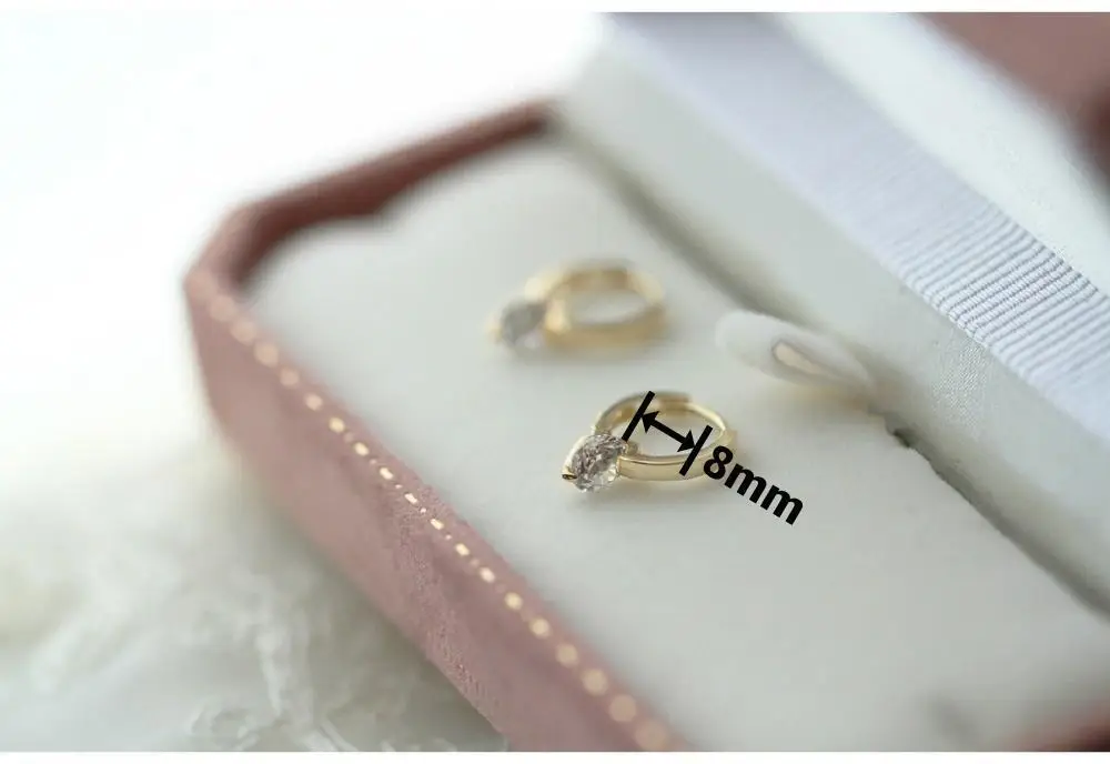 GOLDtutu Elegant Single Diamond Earring, Japanese Exquisite Temperament, Simple and Versatile, 9K Gold, kj278