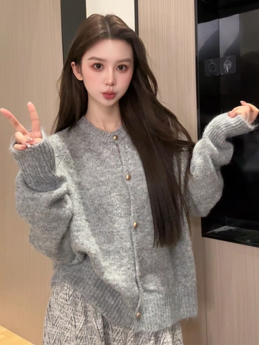 

Soft ey Knitted Sweater Women's Loose Lazy Sle High-End Feelings Autumn Winter Faion Korean Retro Open Cardigan Coat Top