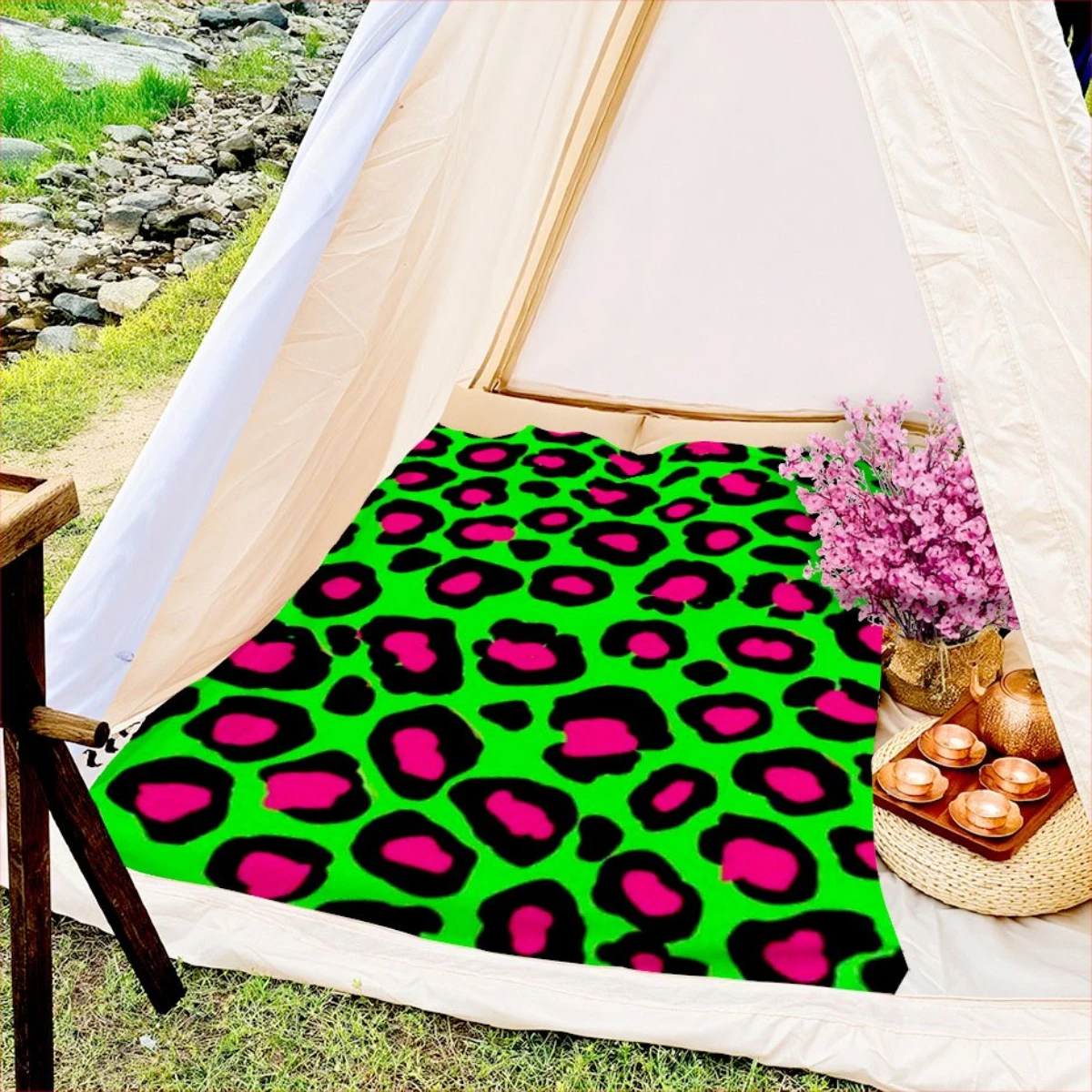 Golden Classic Retro Fashion Trend Elements Sexy Leopard Green Pattern Flannel Blanket - Bed, Sofa, Office, Travel, Gift
