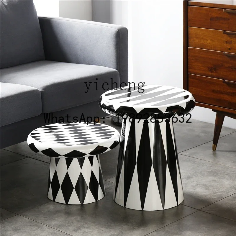

X3 Fashion Small Side Table Designer Combination Frp Painted round Coffee Table