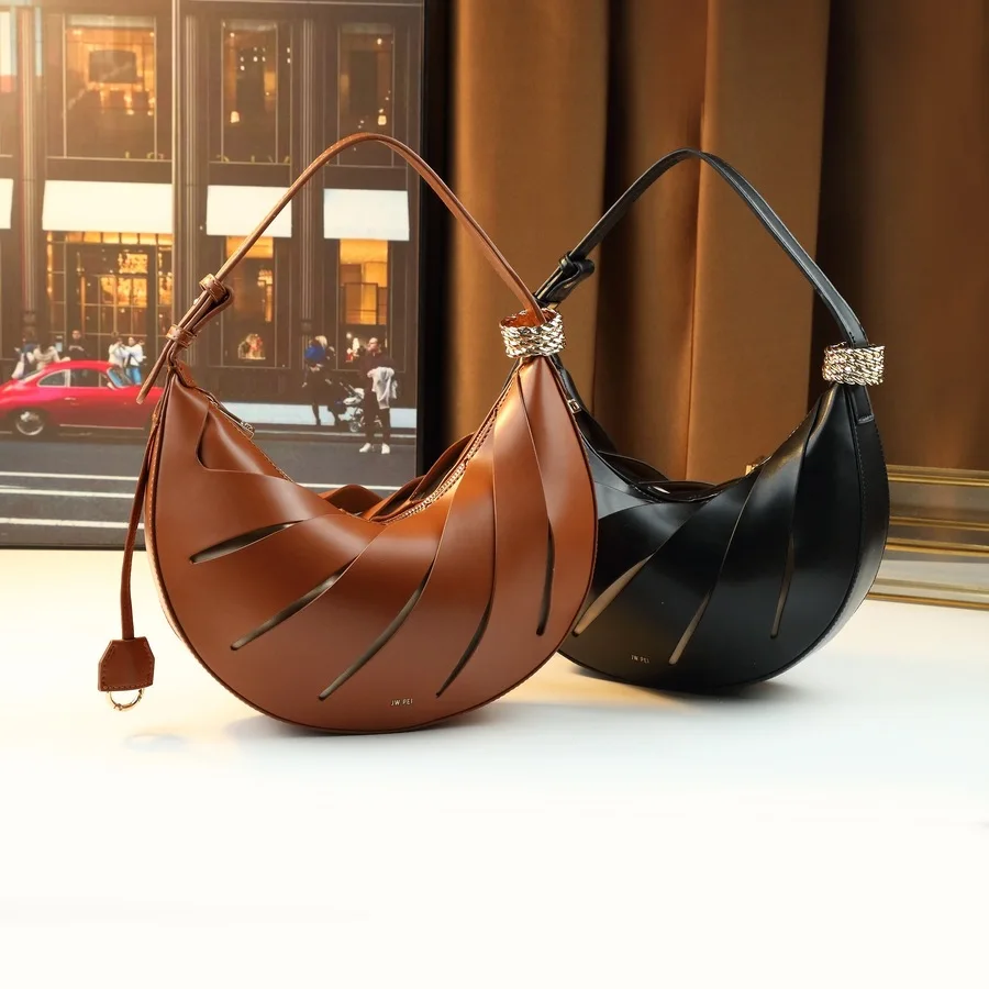Original Niche Design New High Quality Fashion Simple Large Capacity Casual One Shoulder Dumpling Bag Female  