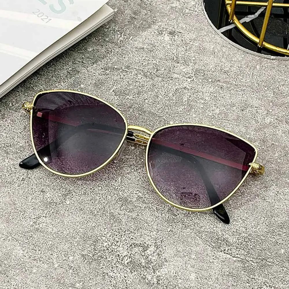 Trendy Square Frame Cat Eye Sunglasses Ocean Lenses Beach Travel Streetwear Sun Glasses UV400 Protection Eyewear for Women