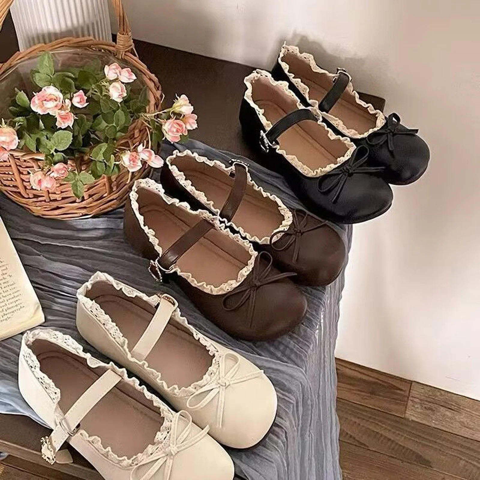 sapatilhas-mary-jane-femininas-com-laco-de-renda-e-fivela-estilo-lolita-doce-bico-redondo-sola-macia-casuais-para-o-dia-a-dia