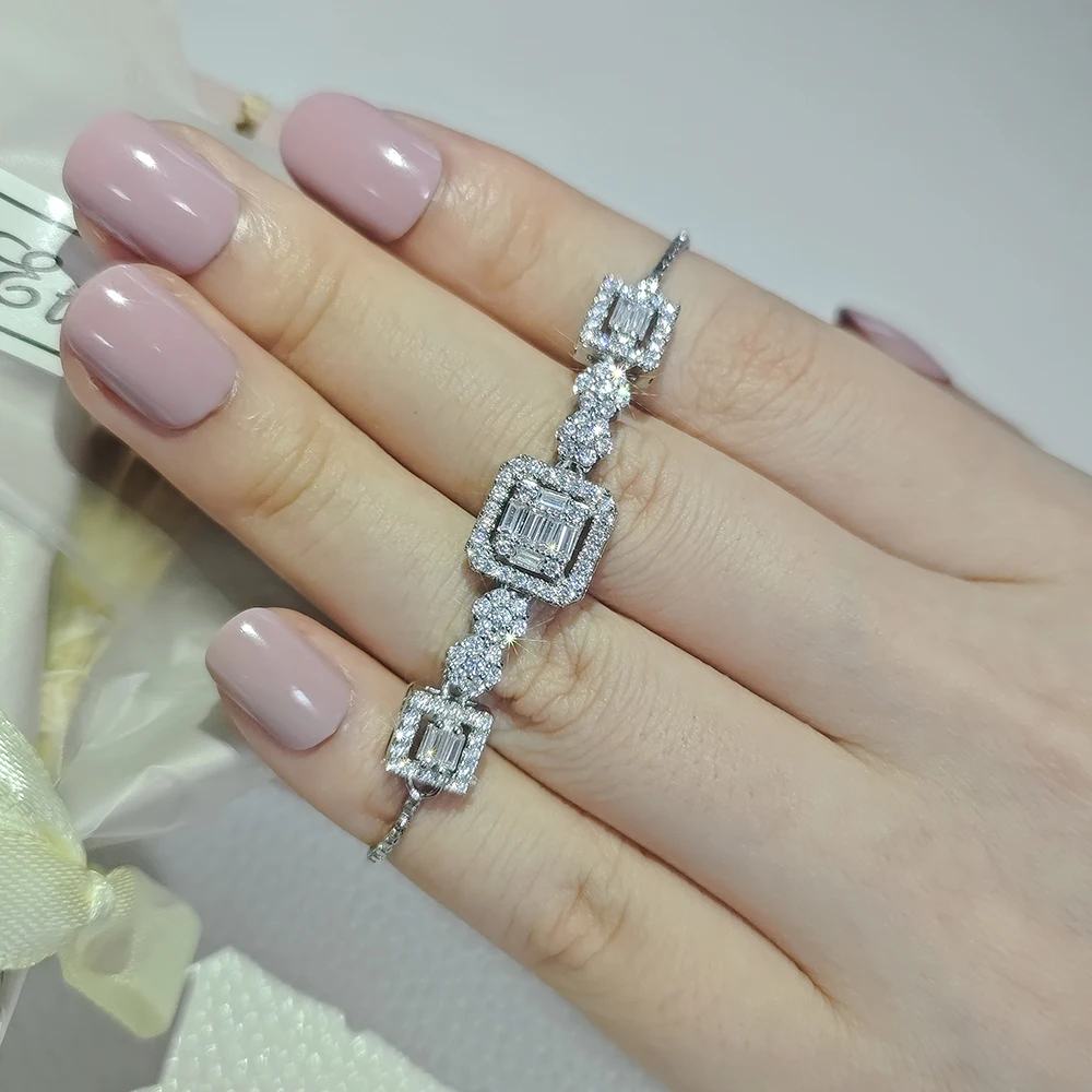 Light Luxury Exquisite Retro Silver Shiny Hollow Square Versatile Women's Anniversary Banquet Jewelry Free Shipping Items S025