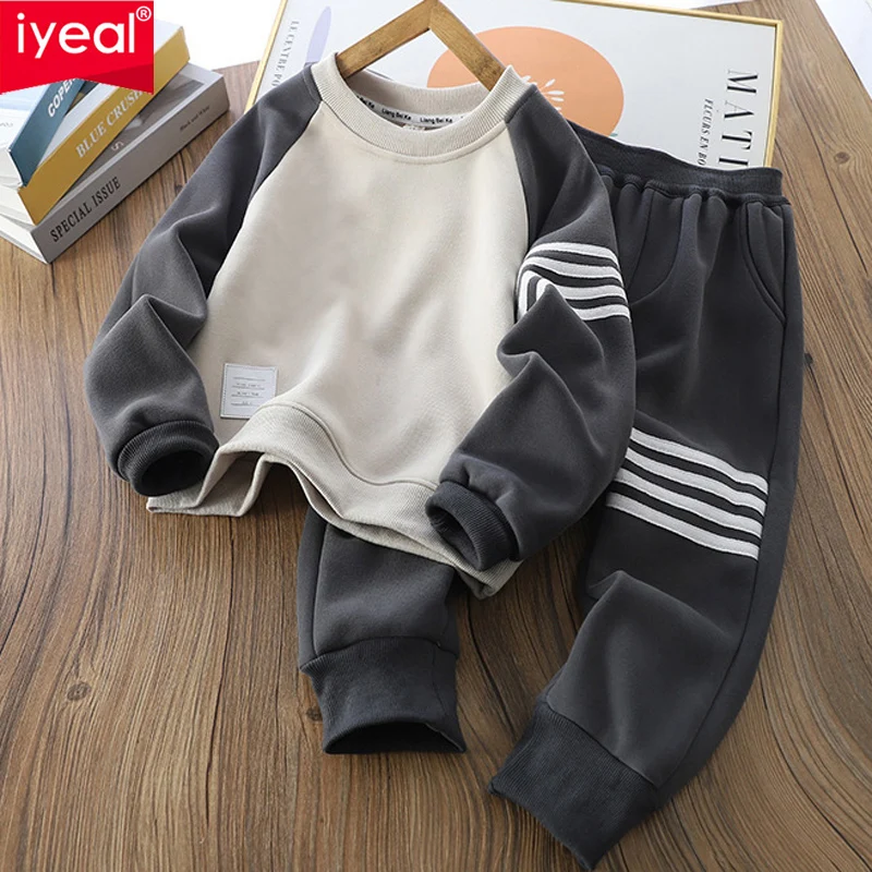 Iyeal 2025 meninos outono inverno quente velo lazer esportes conjunto de duas peças adolescente conjunto esportivo conjunto moletom das crianças