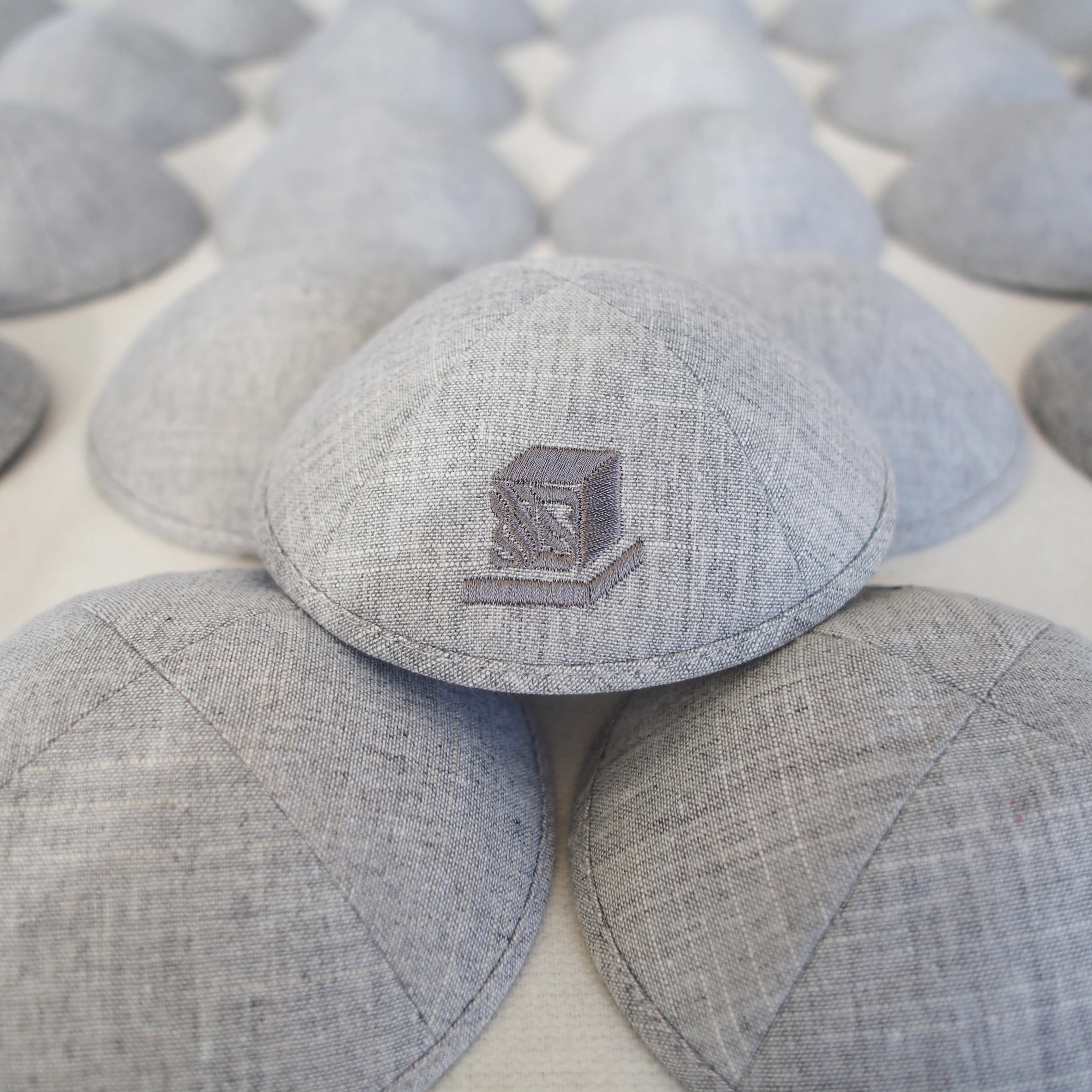 Wholesale Cotton Twill Kippot Linen Custom Logo Judaica Hat Bar Mitzvah Kippa Daily Jewish Kippah for Gift.