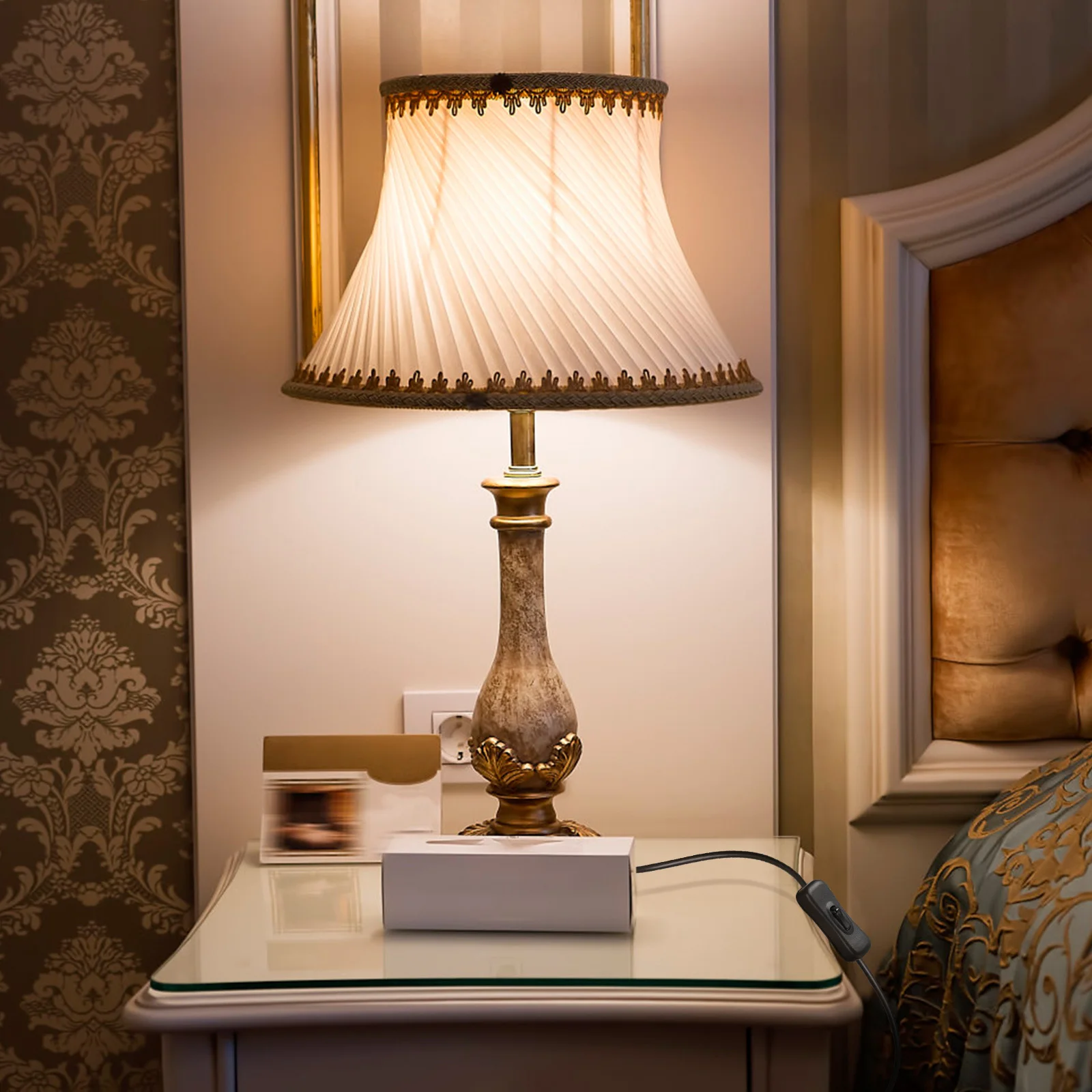 

20Pcs Lampshade Converter Rings Plastic E27 to E14 Adapter for Desk Wall Mirror Lamp Shades Home Hotel Lighting Fixtures