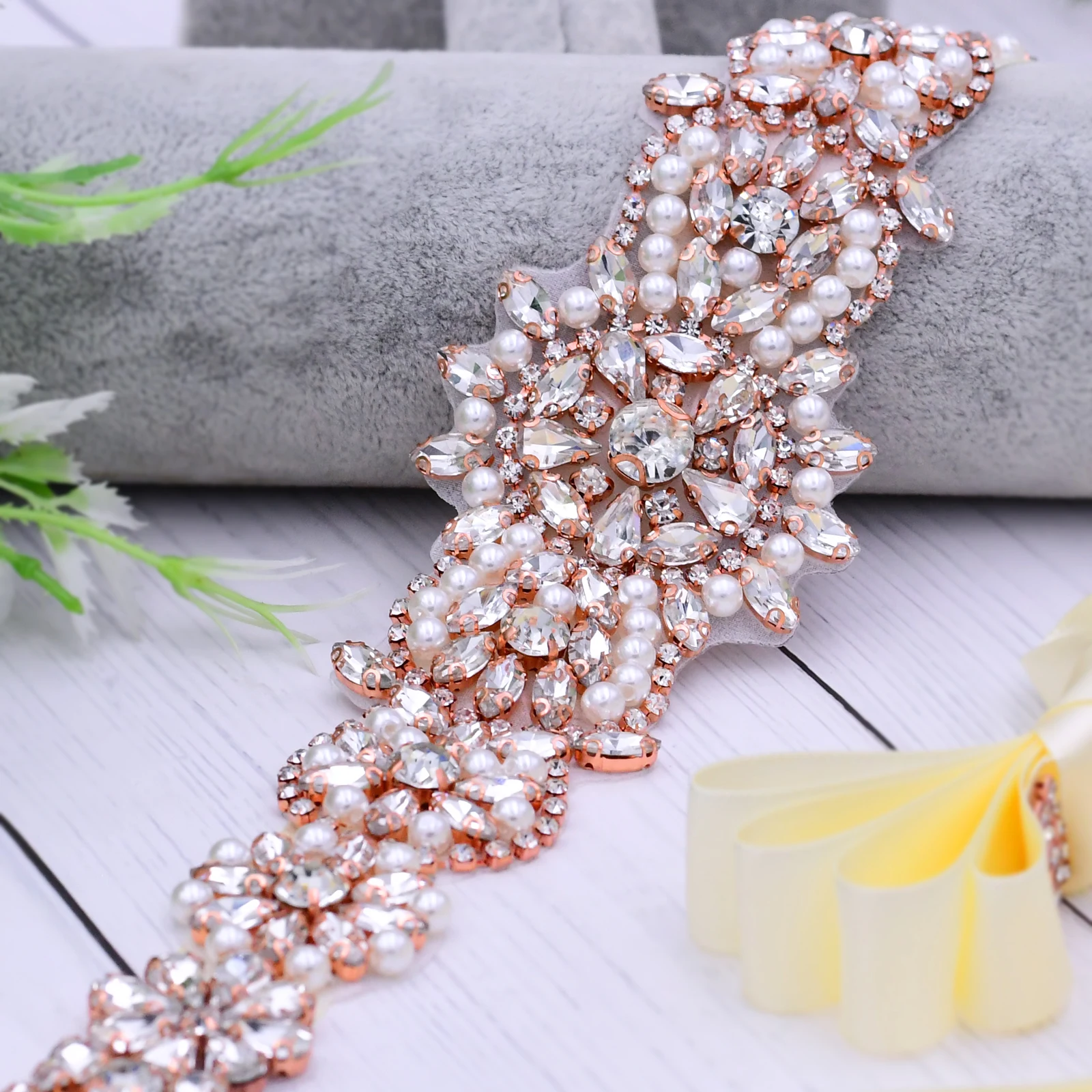 Pink Dress Belt for Women Crystal Belt for Party Dress Belt Pearl Wedding Sash for Bride Belt Bridal Sash Rhinestone Belt Female