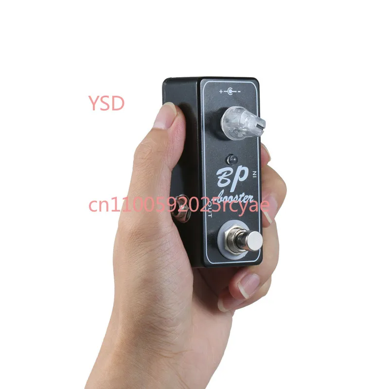 

Guitar Pedals BP Booster, of clean boost effect type, with true bypass switching, suitable for guitar, bass.