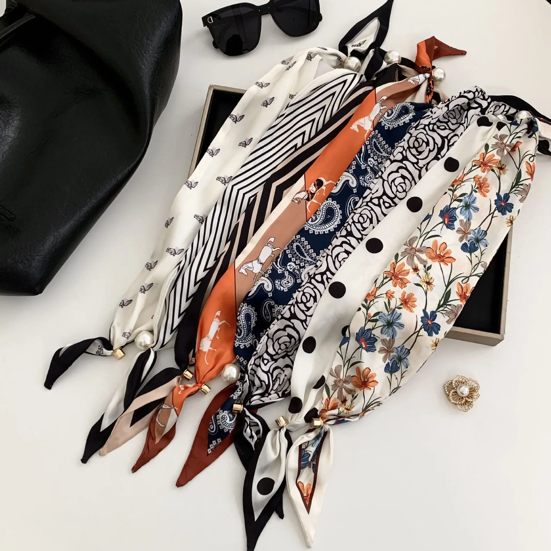 Pañuelo de Seda con Diseño de Flor de Anacardo para Mujer, Ligero y Versátil, Estilo Bandana, Ideal para Uso Diario, Oficina, Fiestas, Vacaciones, Estilo Boho