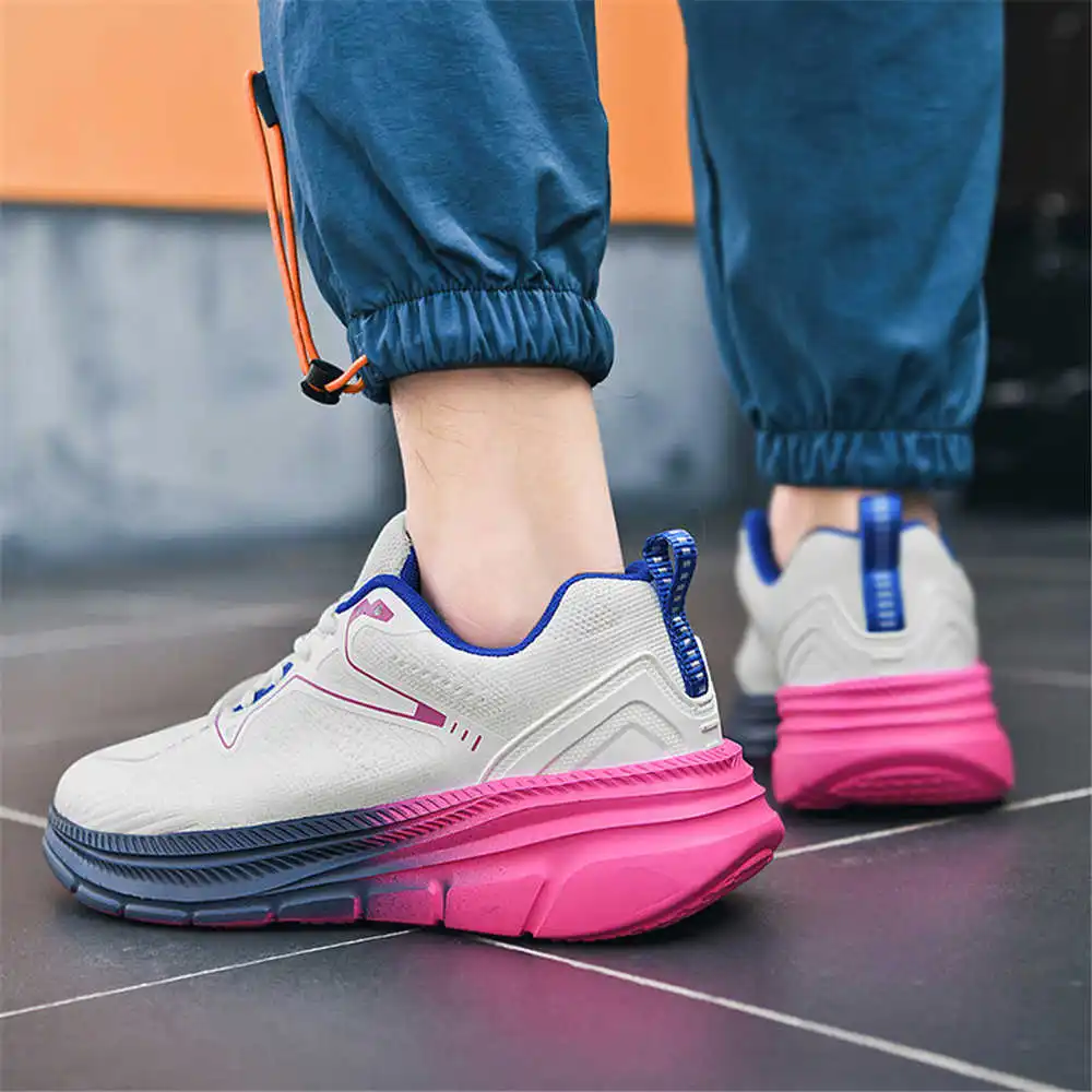 Zapatos deportivos de malla 40-41 a la moda, zapatillas de deporte blancas tejidas para hombre, entrenador de diseñador, modelo móvil Original Kawaiis Teniz minimalista