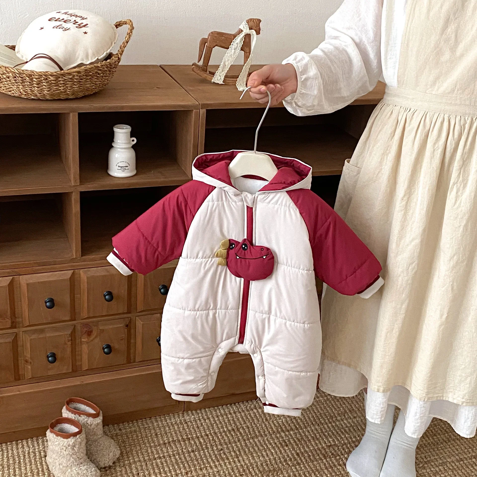 

Зимняя одежда для новорожденных мальчиков, утепленный комбинезон, милый комбинезон с хлопковой подкладкой, корейский стиль, комбинезон с цветными блоками