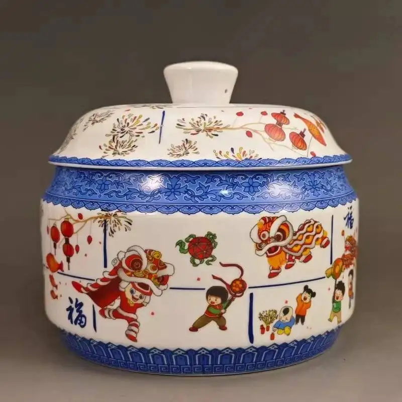 China Jingdezhen Famille Rose Porcelain Pot Children's Pattern Tea Box 6.49Inch 1966S