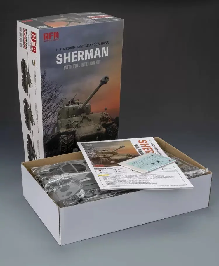 Rye Field 5042 1:35 Scale M4A3 76W HVSS Sherman w/Full Interior Workable Track Links Hobby Plastic Assembly Model Building Kit