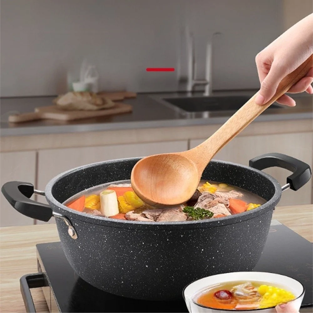 For Stew-Oriented Metal Pot with Dual Side Grips and Thickened Body for Stable Simmering and Safe Handling in Family Kitchens