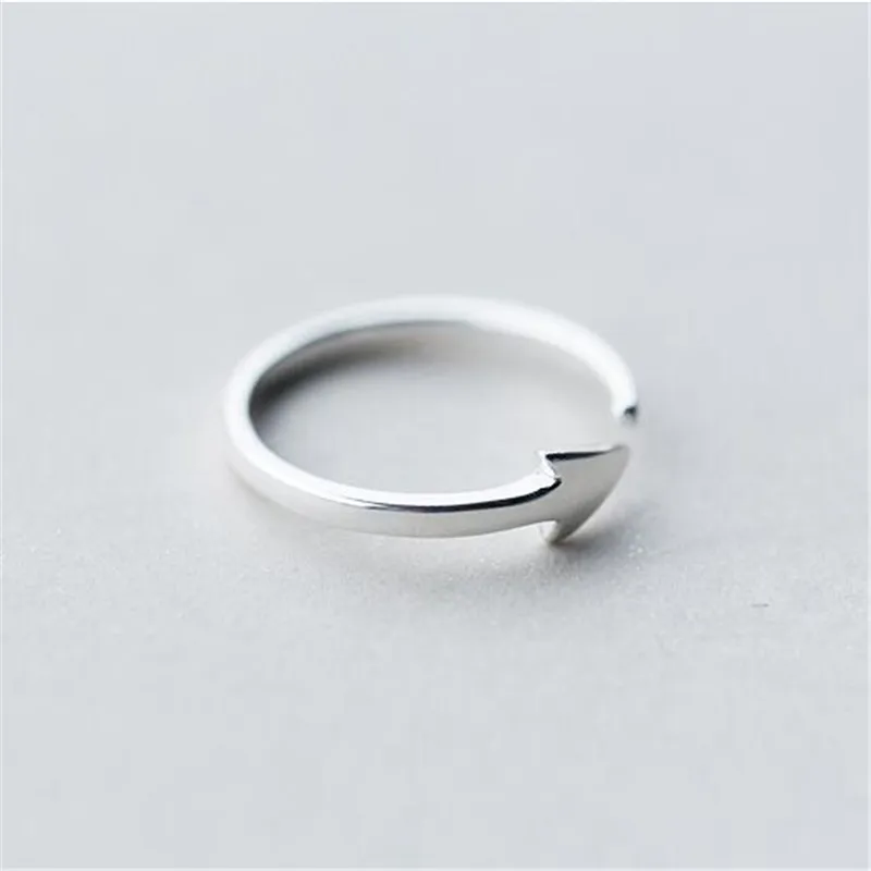 

New Simple Popular Fashion Arrow 925 Sterling Silver Jewelry Triangle Single Geometric Women Opening Rings R250