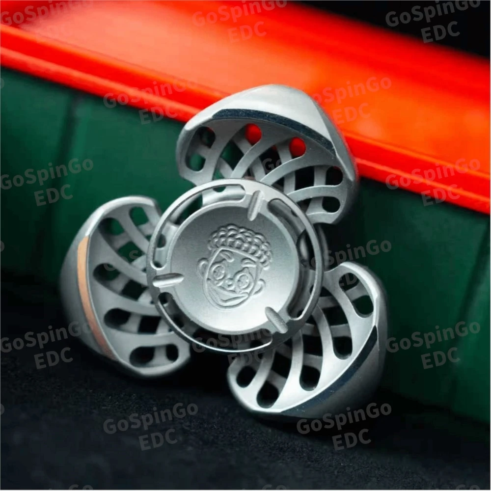 ZacLab EDC ฟิดเจ็ตสปินเนอร์ไทเทเนียมขนาดเล็ก รุ่นลิมิเต็ด 88 ชิ้น สัมผัสการใช้งาน ฟิดเจ็ตสปินเนอร์สามใบพัด ช่วยบรรเทาความวิตกกังวล