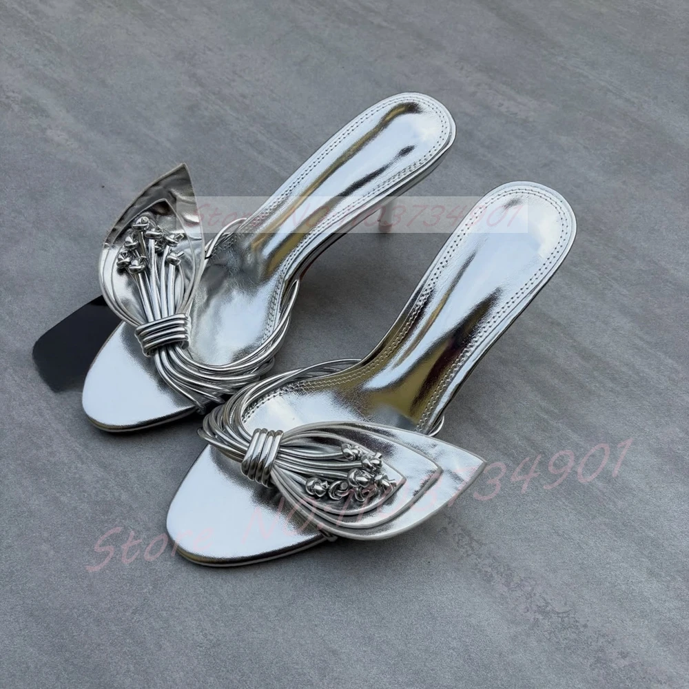메탈릭 리프 피프토 힐 뮬 여성용 골드 플라워 보우 스 - Sandal Strappy Heeled 리뷰 및 가격