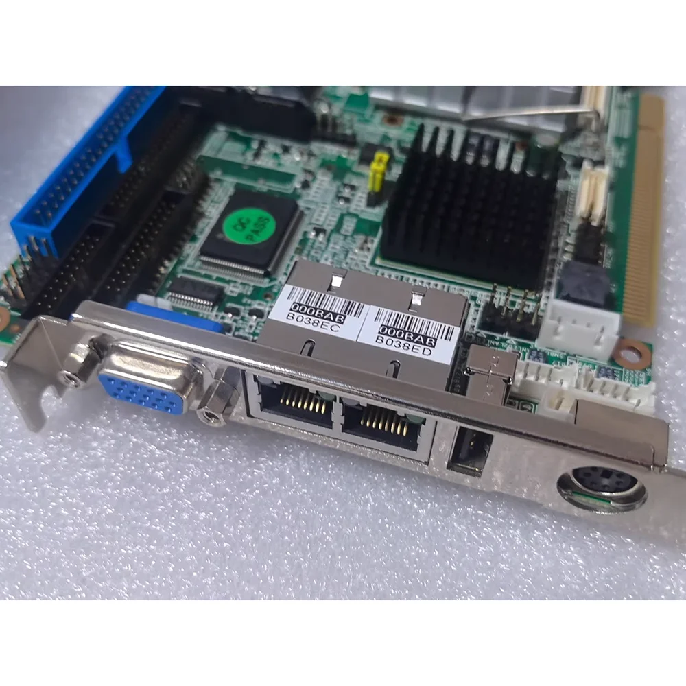 

PCI-7030 PCI-7030VG 19A2703001 PCI-7030G2 Материнская плата промышленного управления