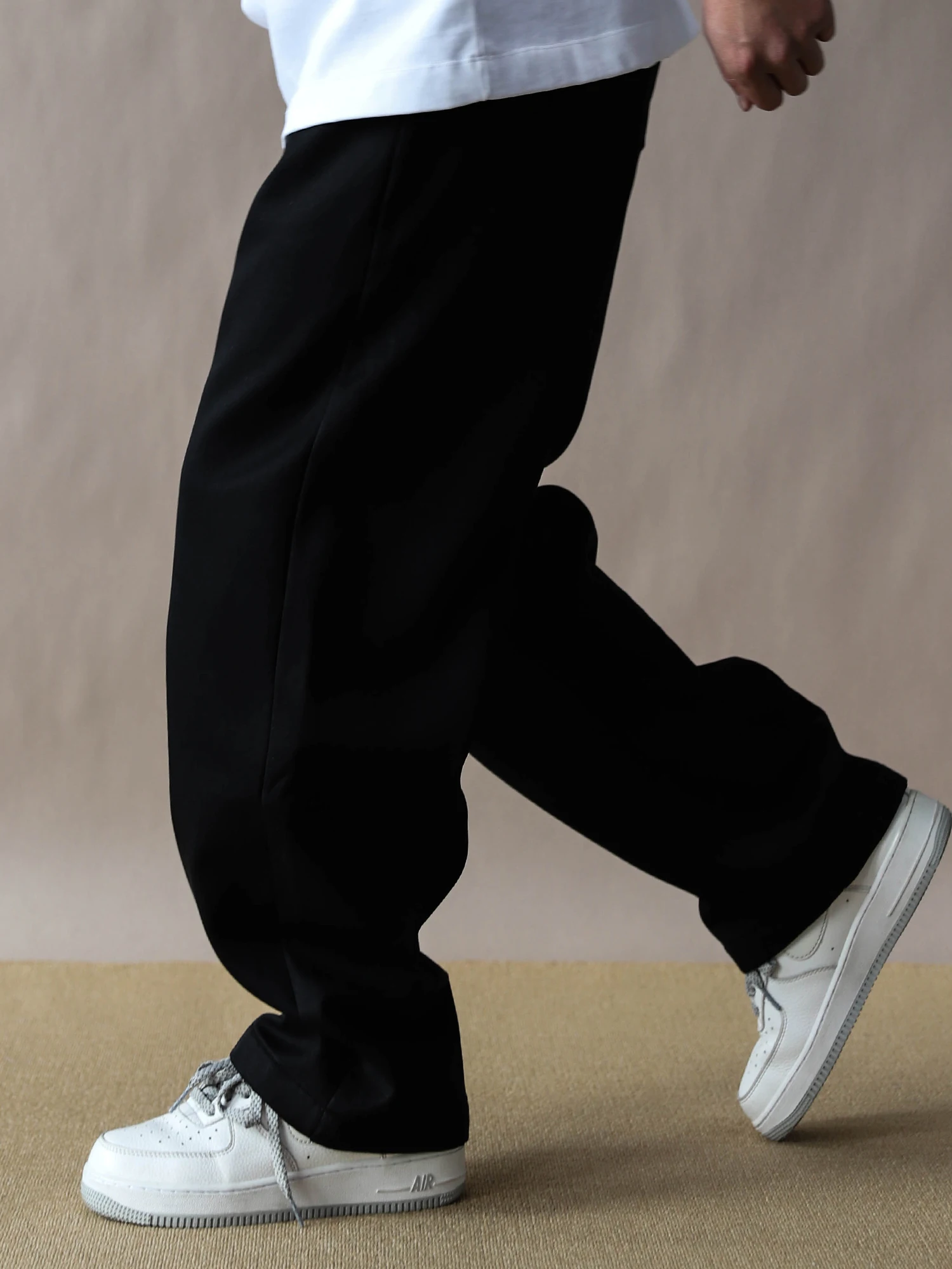 

Casual Loose Men's Bla Straight Leg Pants Versatile Heavyweight Sweatpants American Trendy Brand 2026 Spring Collection