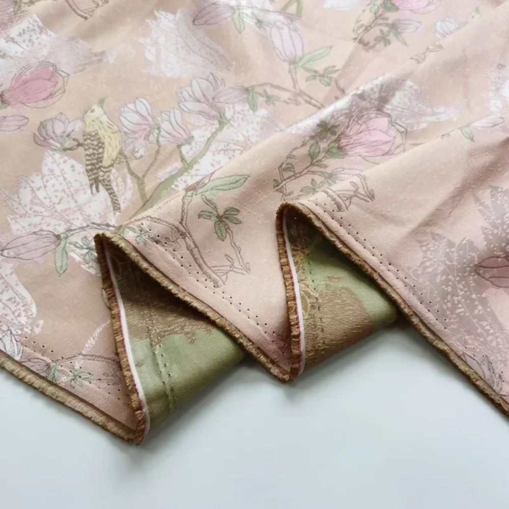 

Жаккардовая парчовая ткань, весенне-осенний жилет с цветочным узором в виде птицы, платье Cheongsam, окрашенная в пряже ткань на метр, Alibaba Express