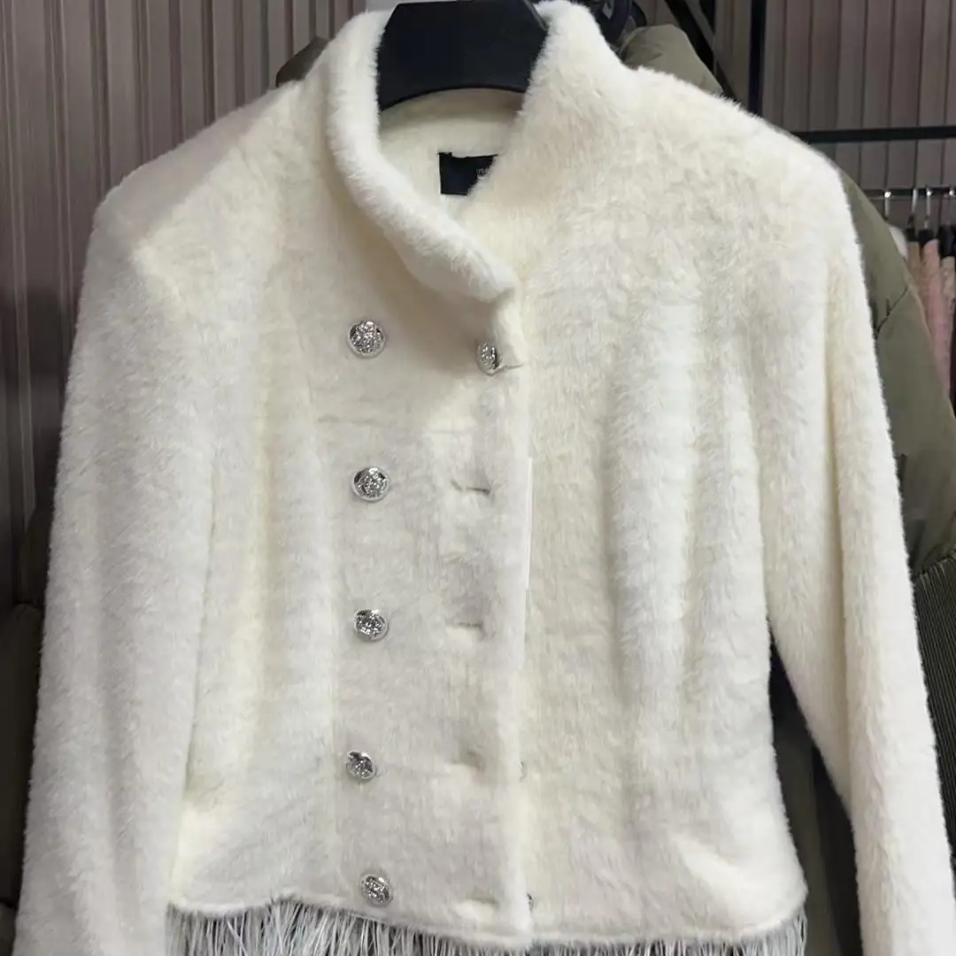 

Женская осенне-зимняя блузка Ele White Small Fraance Sle Jaet, модель D909, для повседневной носки, классический крой, стильный и удобный.